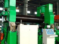 大型上輥數(shù)控萬(wàn)能式卷板機(jī)